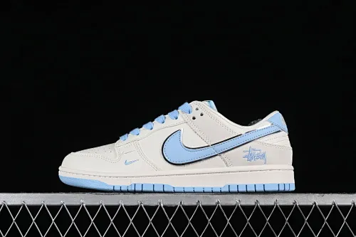 All Categories Nk SB Dunk Series Nk SB Dunk Low Low-top sneakers Stussy x Nk Dunk Low Stussy-Mi white blue hook SB low-top casual sneakers DQ1098-380